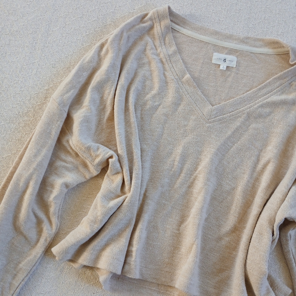 lou&grey ♡ long sleeve v neck top loft neutral minimalist pullover - Picture 2 of 7